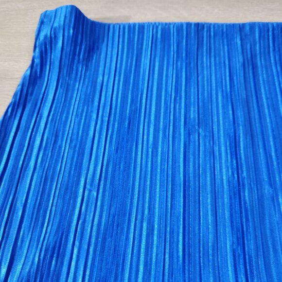 PrettyLittleThing Plus Blue High Waisted Plisse Maxi Skirt UK Size 20 US 16 - Picture 9 of 14